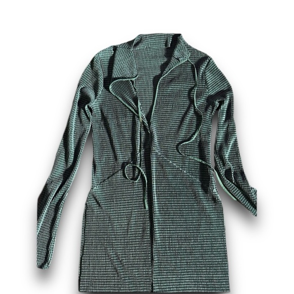 Zara Tunic Dress in Emerald Green - Picture 8 of 12